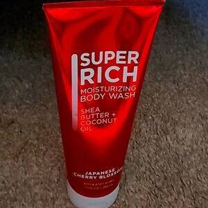 Bath & Body Body Wash